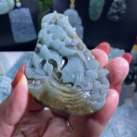 【闪购商品】颈饰未镶嵌翡翠鱼