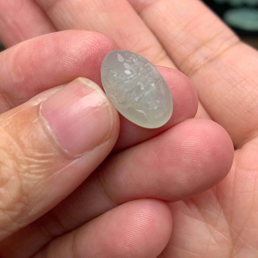 未镶嵌定制翡翠龙头