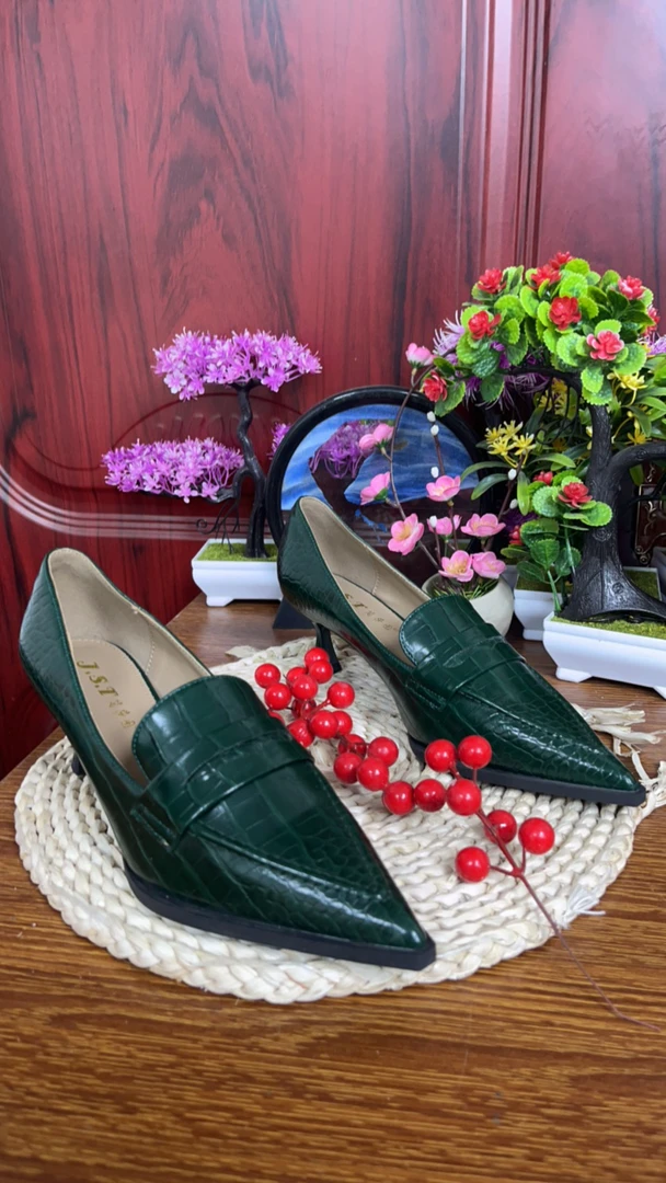 缘缘墨绿色气质细跟女鞋8050