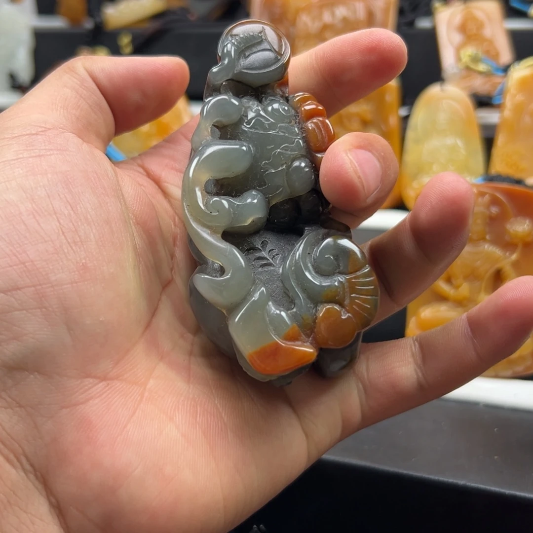 石英质玉（黄龙玉）未镶嵌hly