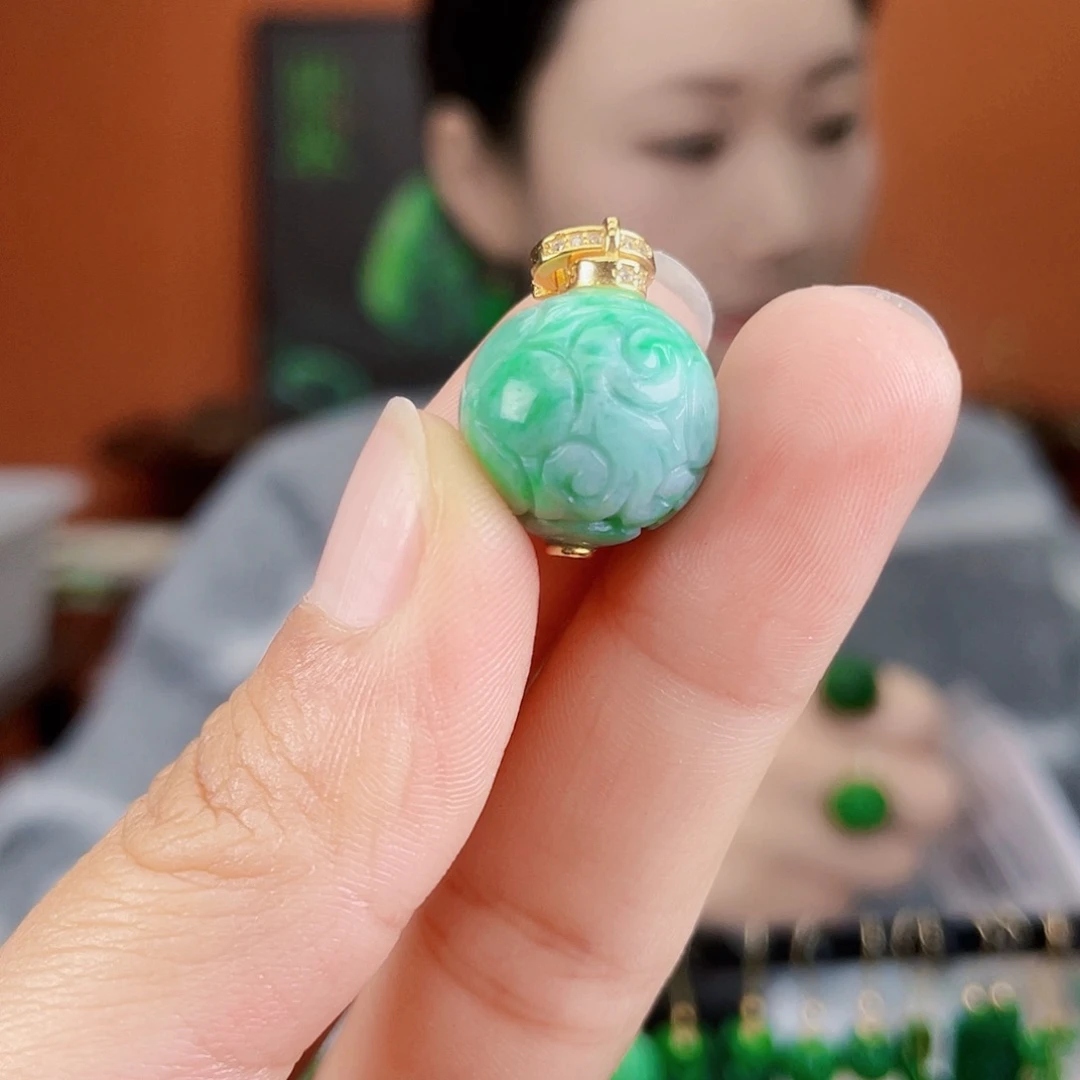 翡翠未镶嵌耳饰饰品