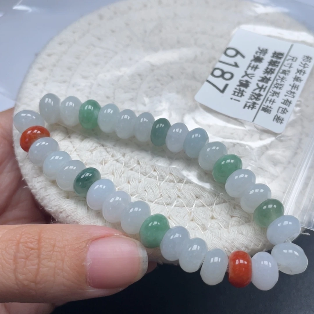 翡翠未镶嵌颈饰天然A货缅甸翡翠9