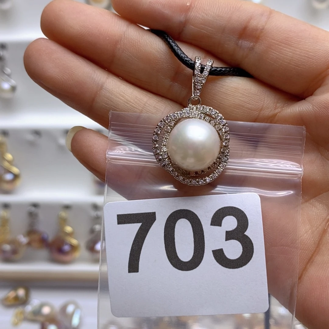 淡水珍珠颈饰银S925镶嵌703