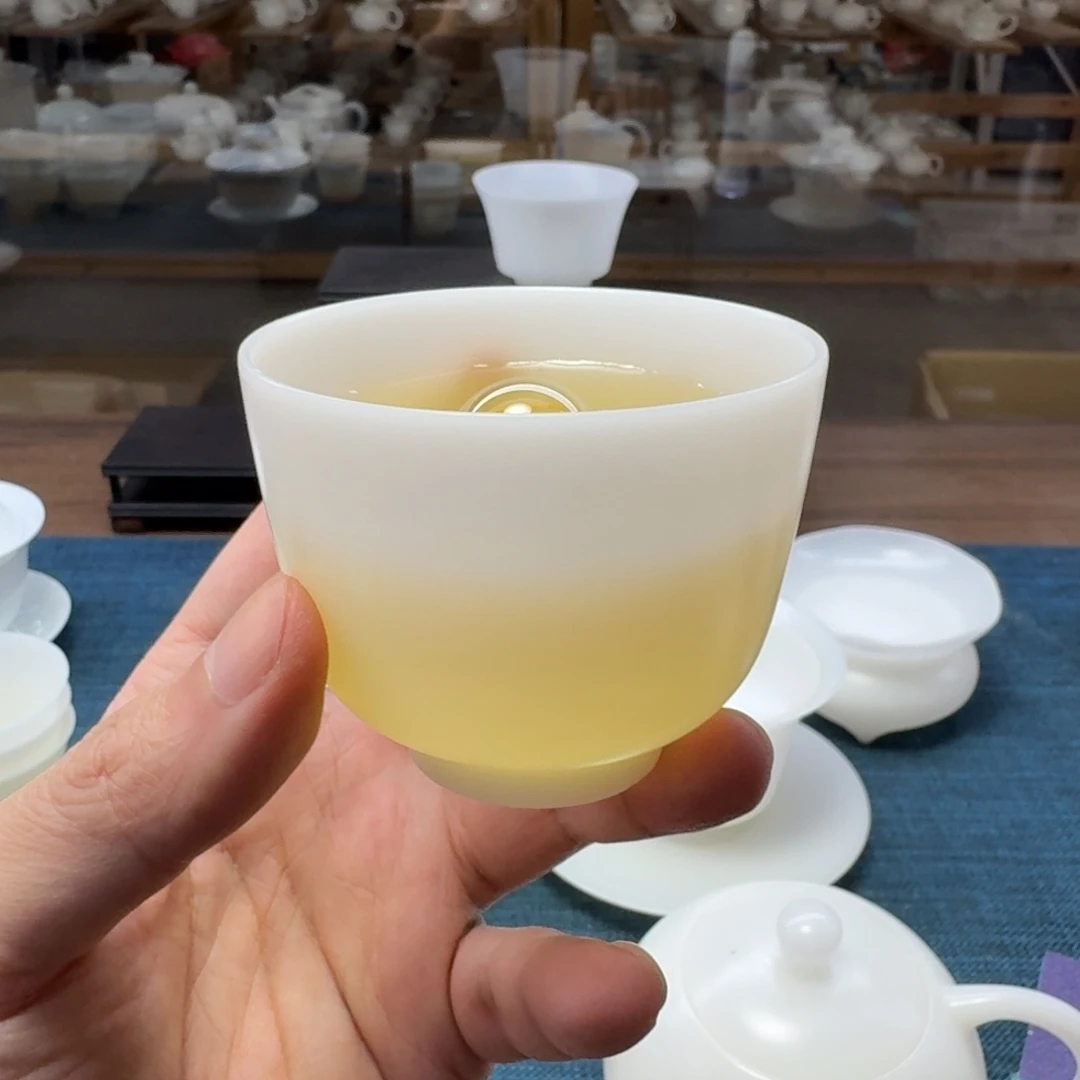 元宝素烧薄胎璞玉冰种