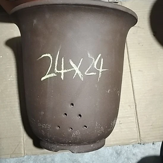 紫砂特大金钟一个