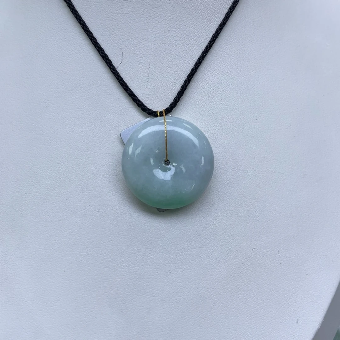 颈饰未镶嵌翡翠平安扣