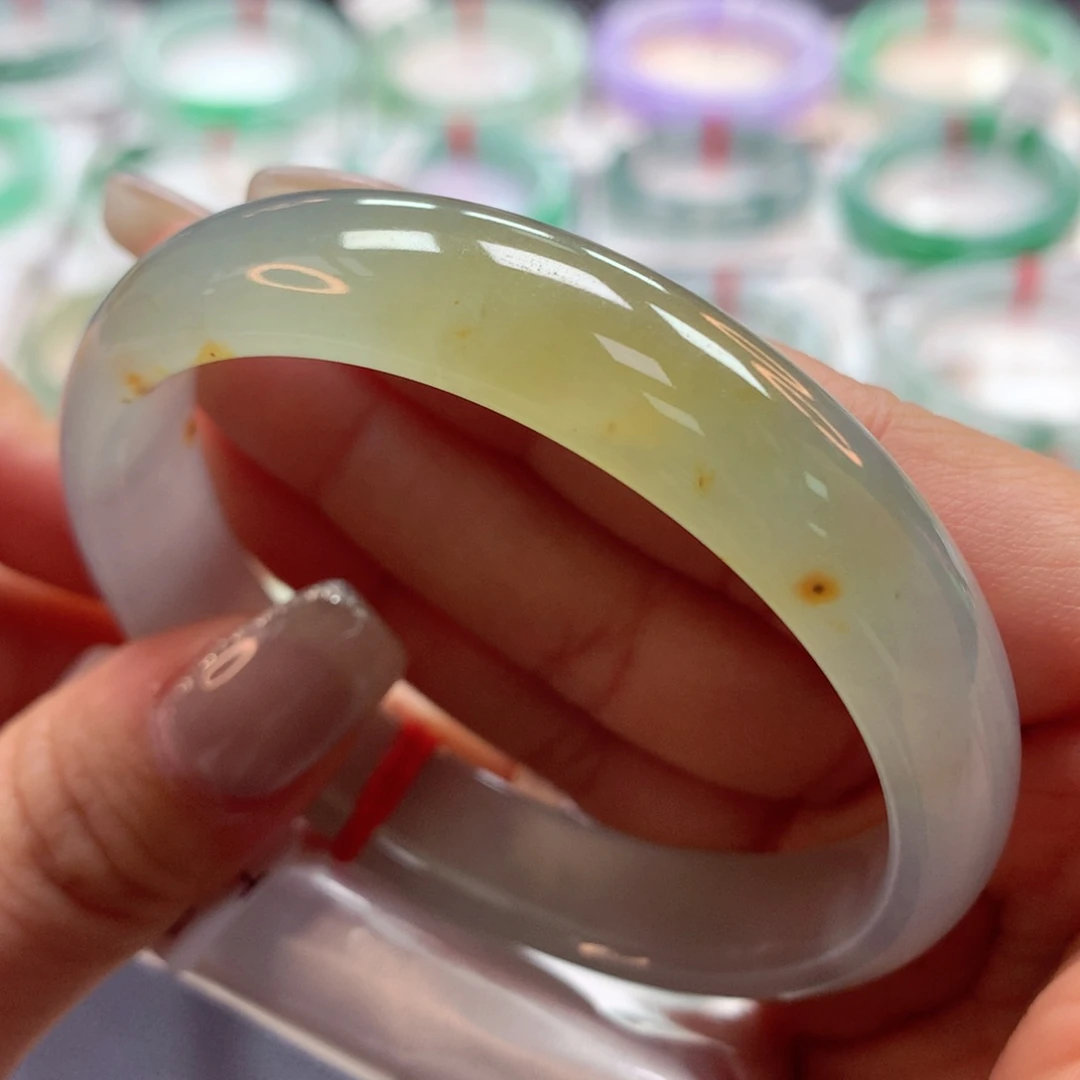 翡翠手镯未镶嵌57正14号88