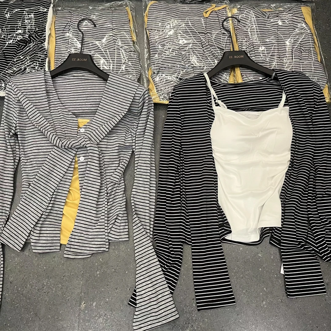 拉链条纹防晒夏季女薄款短外套长袖洋气设计感法式