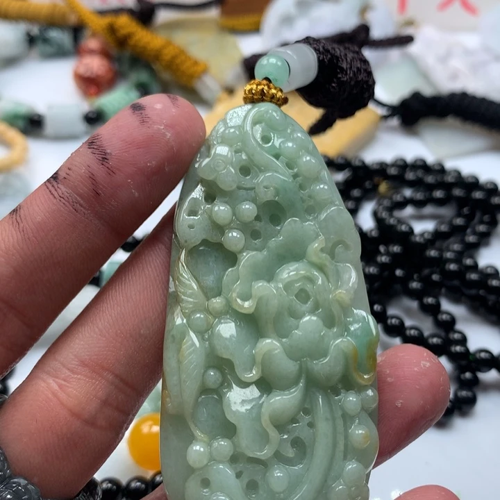 颈饰未镶嵌翡翠保真天然a货翡翠