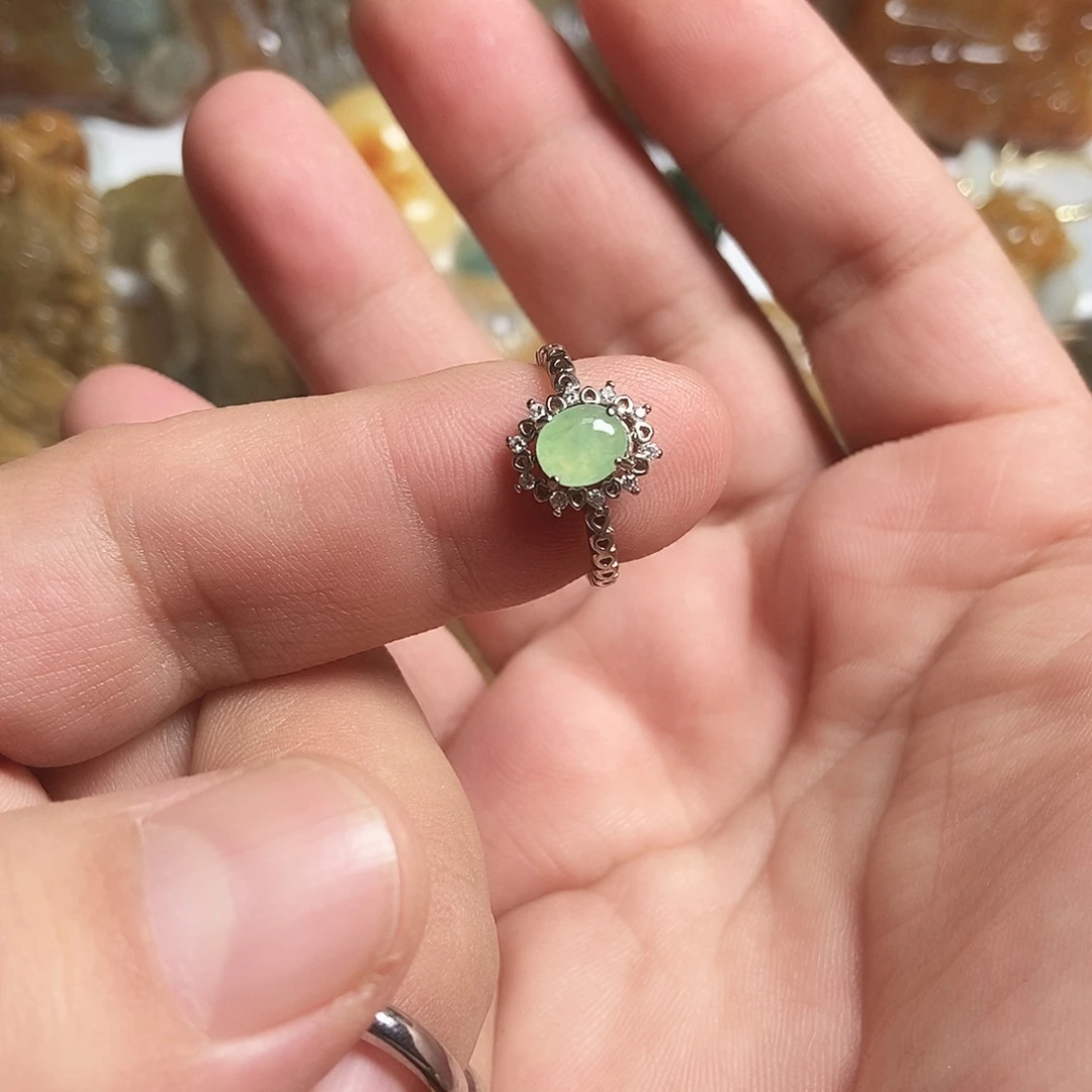 翡翠未镶嵌颈饰翡翠果绿戒指