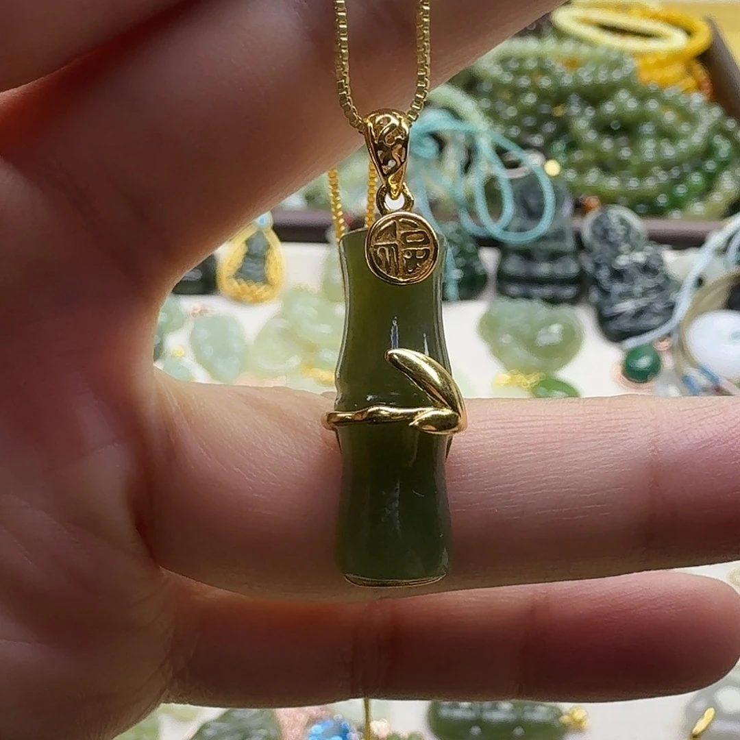 和田玉银S925镶嵌颈饰吊坠