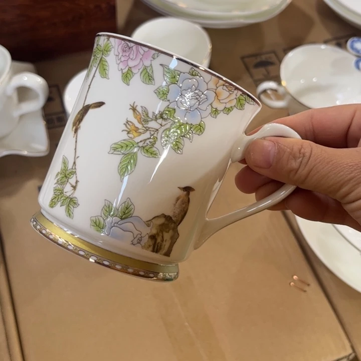 骨瓷琴瑟和鸣杯子一个微瑕