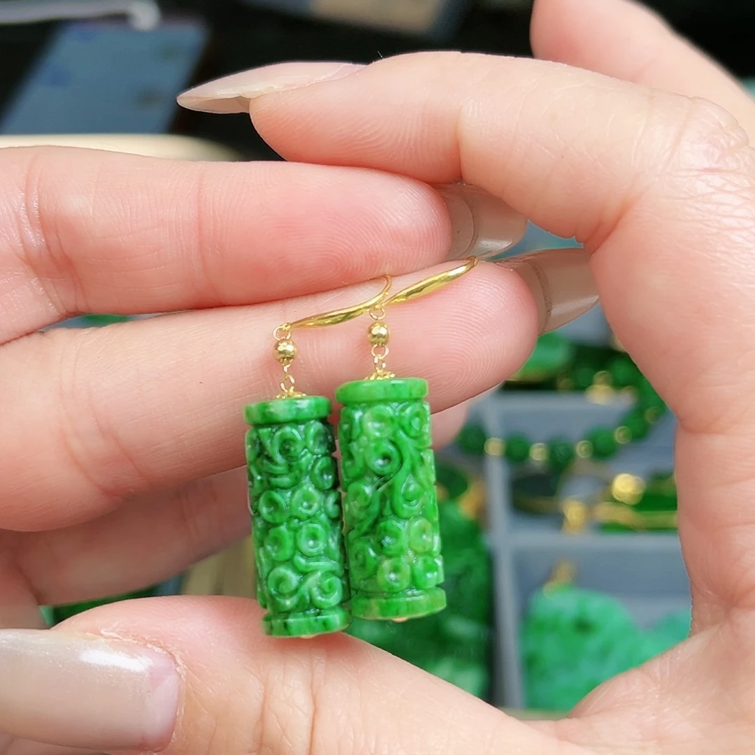 翡翠颈饰18K金镶嵌耳饰