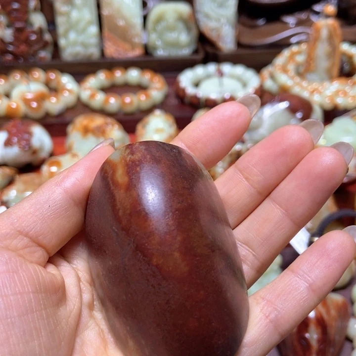 岫岩河磨玉（透闪石质玉）未镶嵌把件