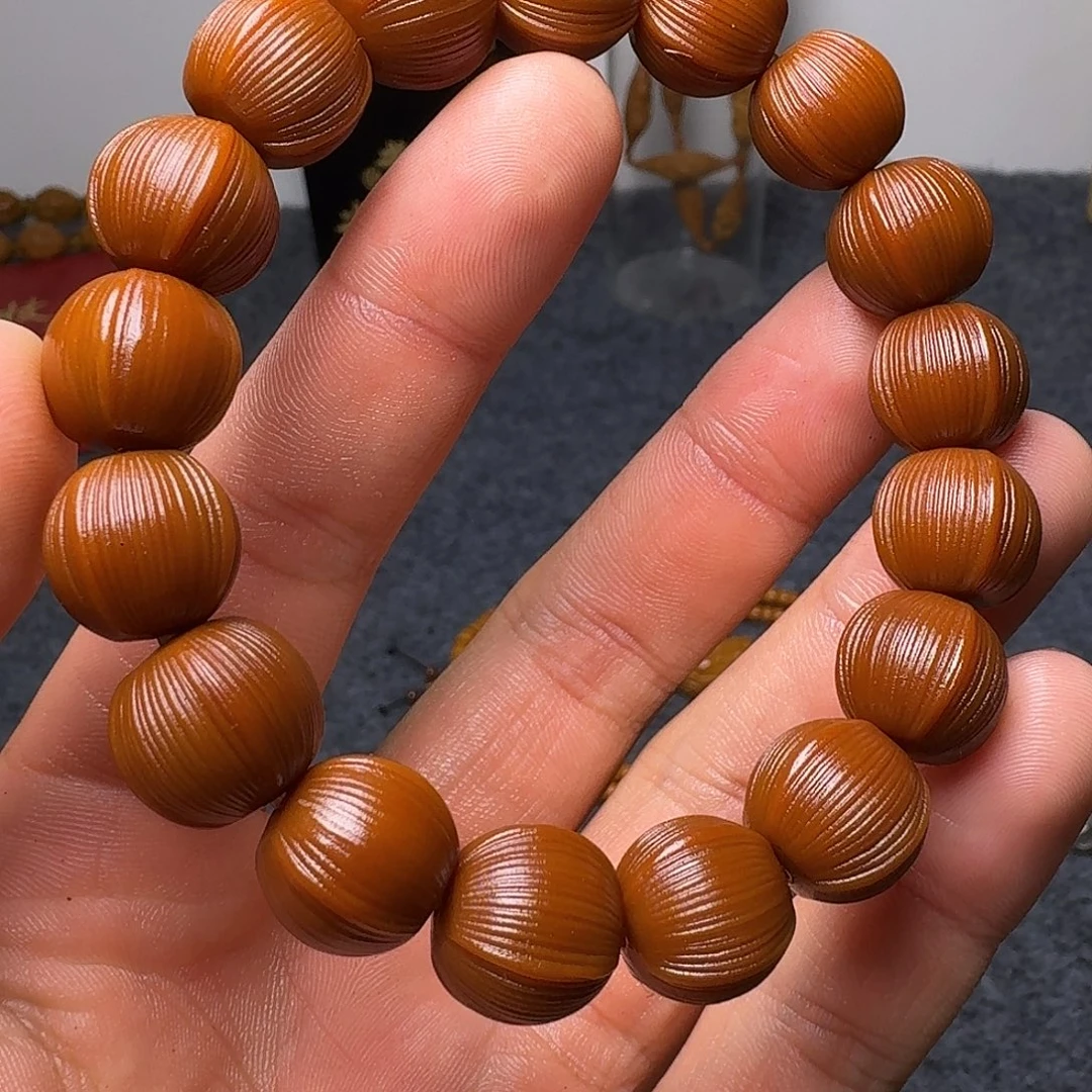 手串橄榄核个哈哈