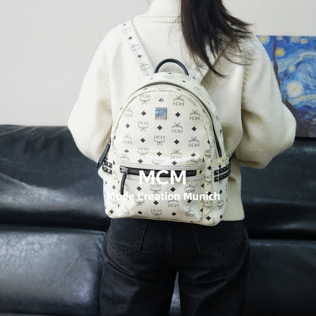 95新 MCM 白色双肩包/ZT01327016/7016