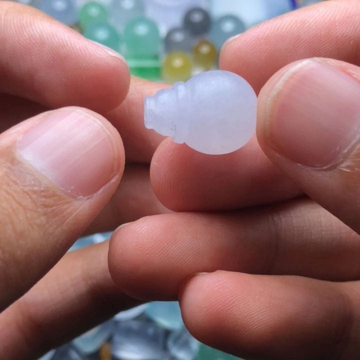 未镶嵌定制翡翠挂件