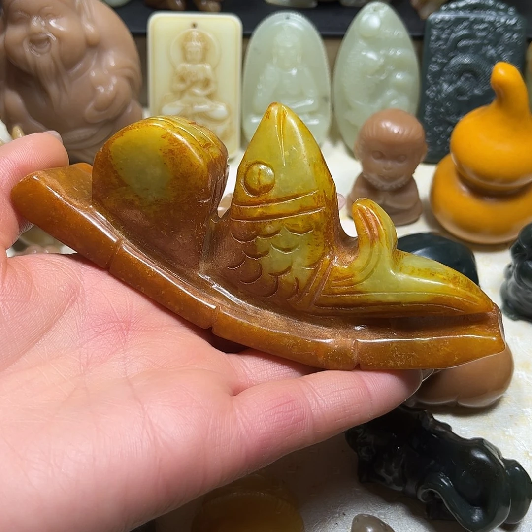 白玉菩提吊坠白玉菩提吊坠