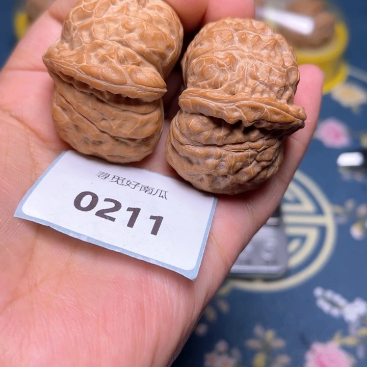 奶***手文玩核桃把件南瓜墩41-0211