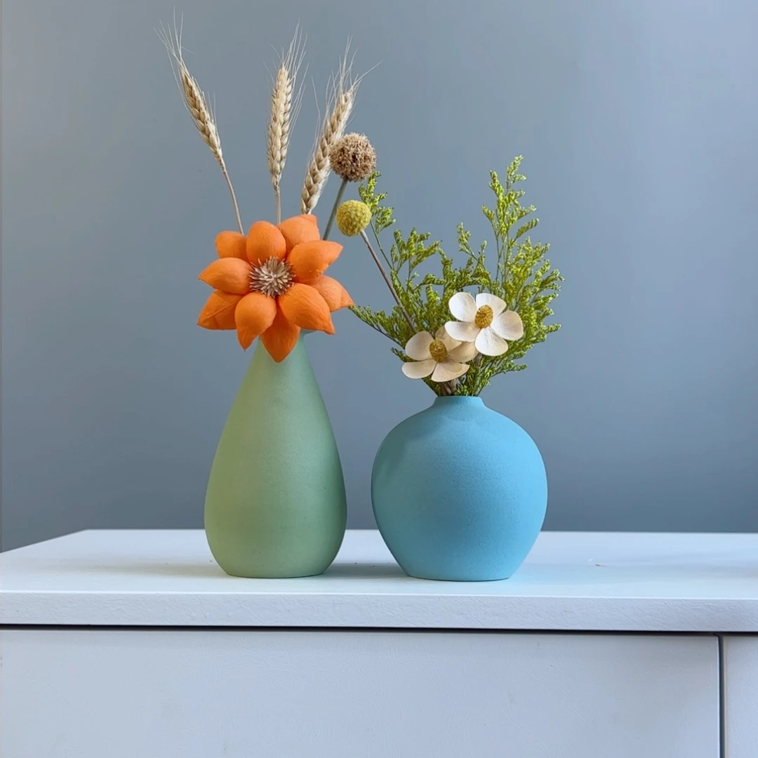 摆件陶瓷小花瓶摆件含花总高约20-30cm