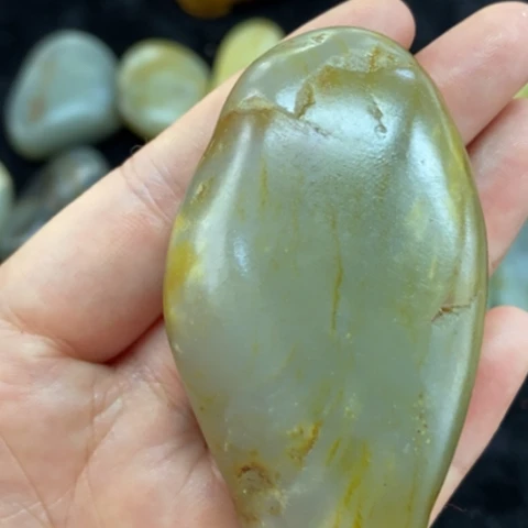 和田玉（糖玉）未镶嵌挂件