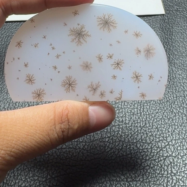 玛瑙/玉髓颈饰合金