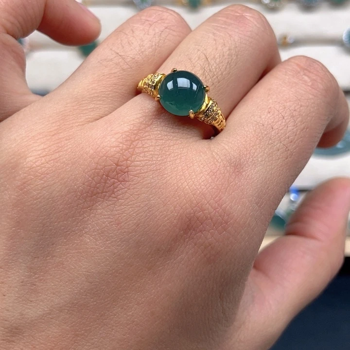 翡翠未镶嵌戒指戒指