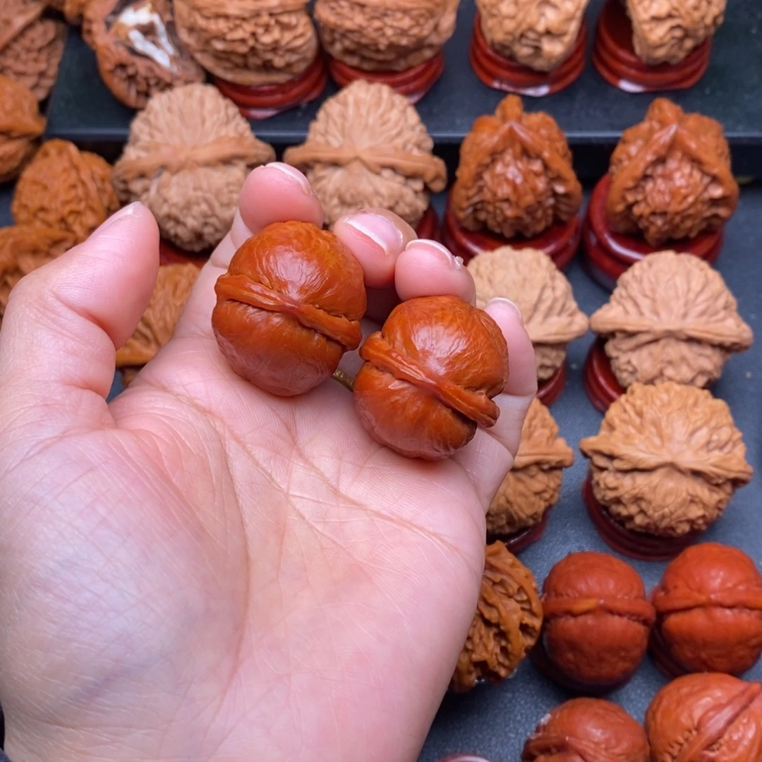 把件文玩核桃海豚