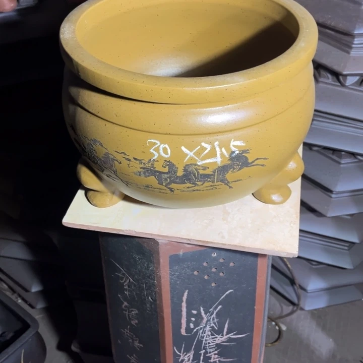 紫砂花盆紫砂花盆