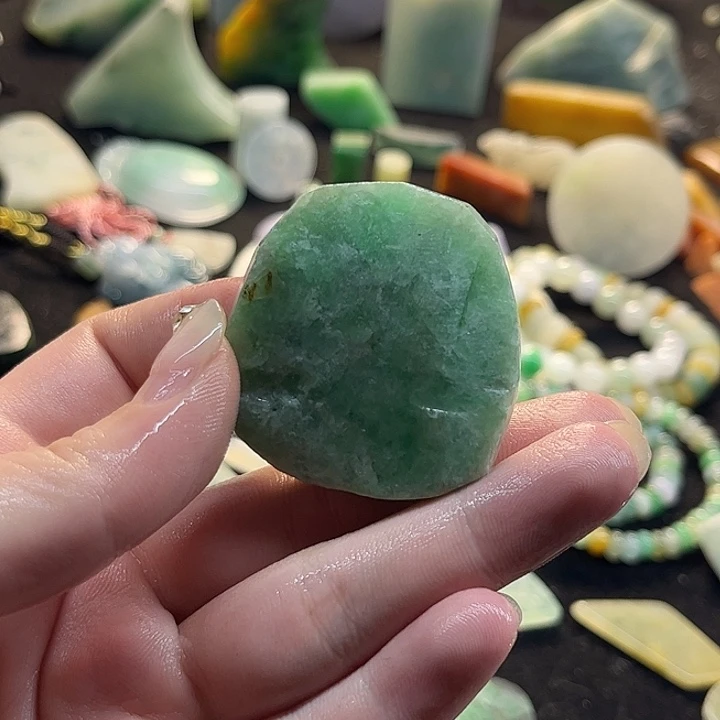 卤***蛋定制翡翠未镶嵌翡翠定制