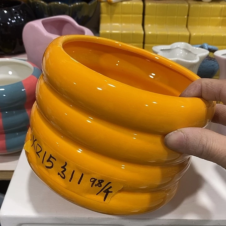 陶盆有孔 瑕疵针孔漏釉介意勿拍外高 11外口15