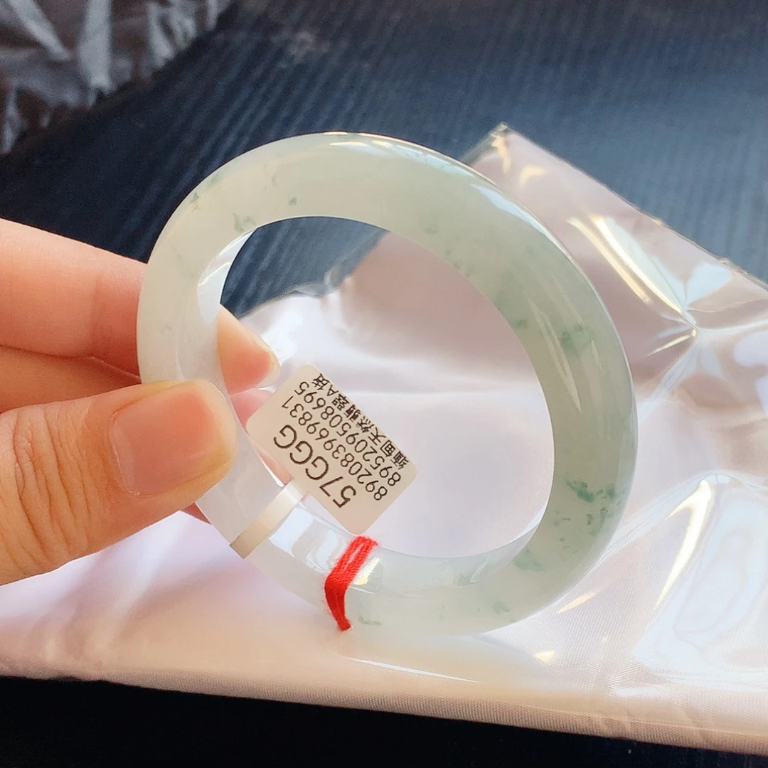 翡翠未镶嵌手镯天然缅甸翡翠A货手镯