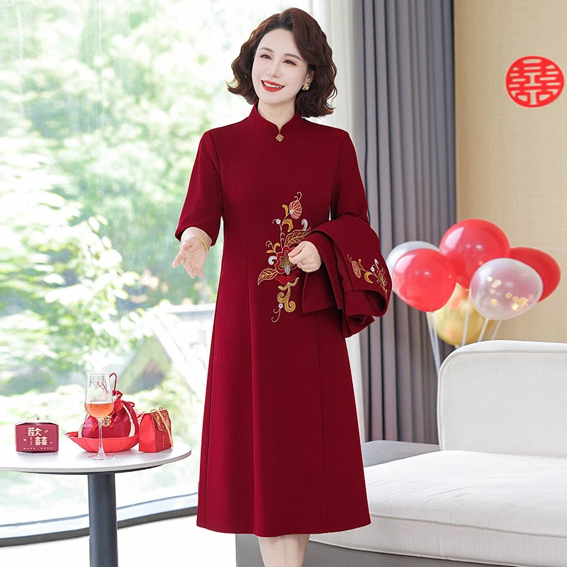 高档红色刺绣喜婆婆两件套2025秋新款改良新中式喜妈妈婚宴装礼服