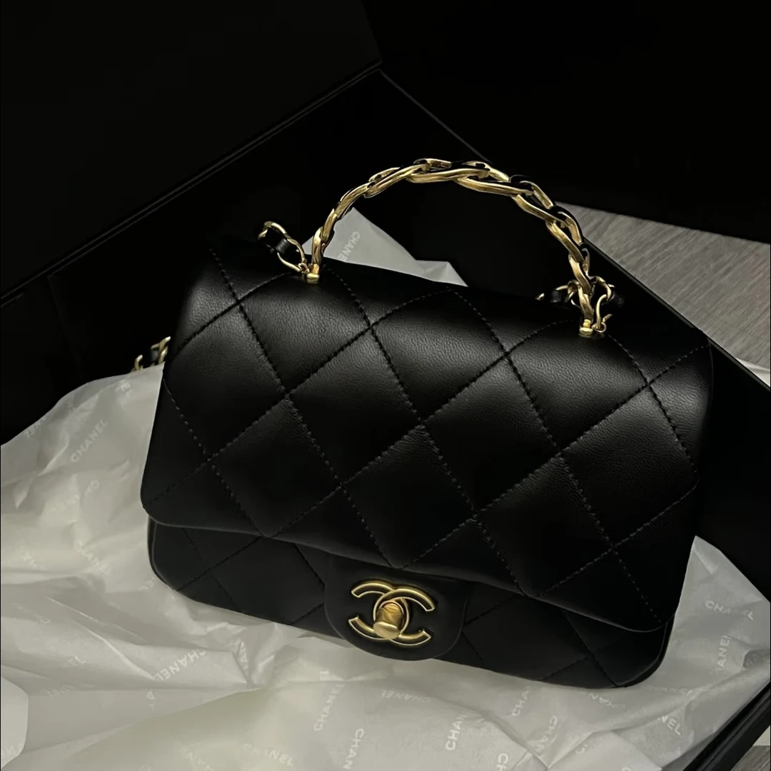 99新 Chanel/香奈儿 Chanel黑金珐琅扣手柄方胖子 25060002-05