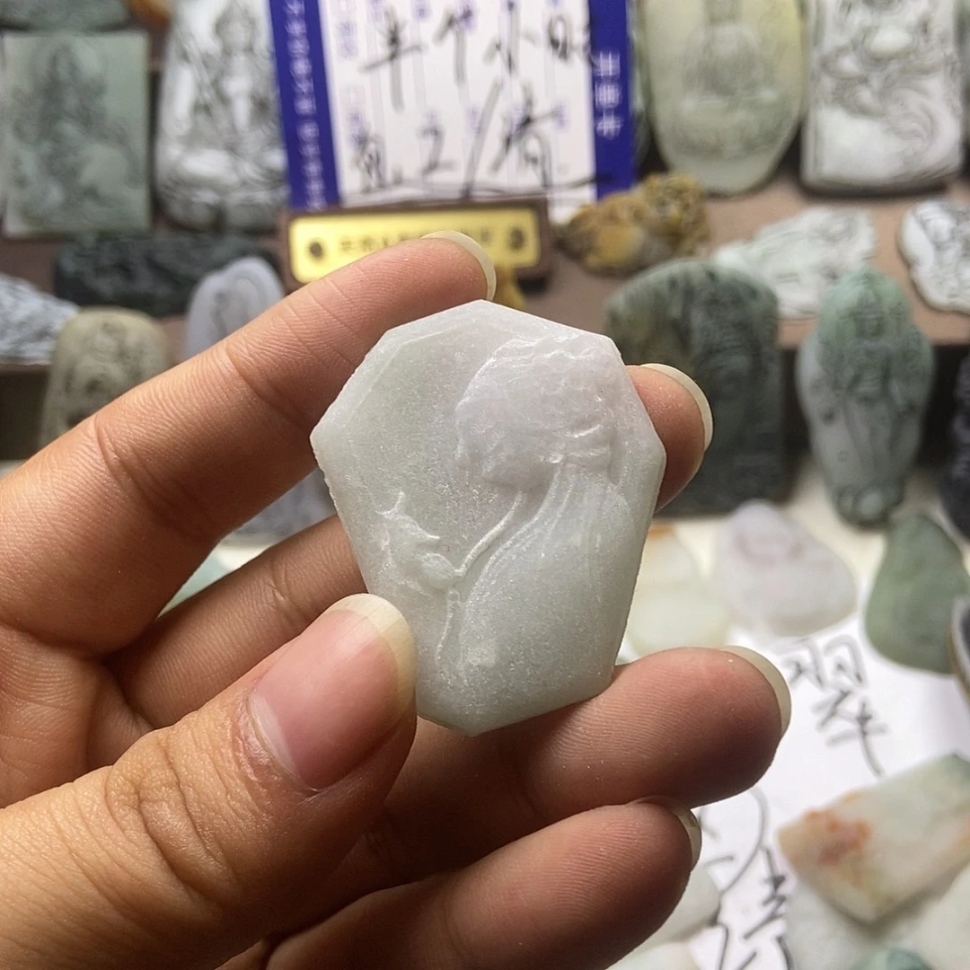 定制翡翠未镶嵌翡翠