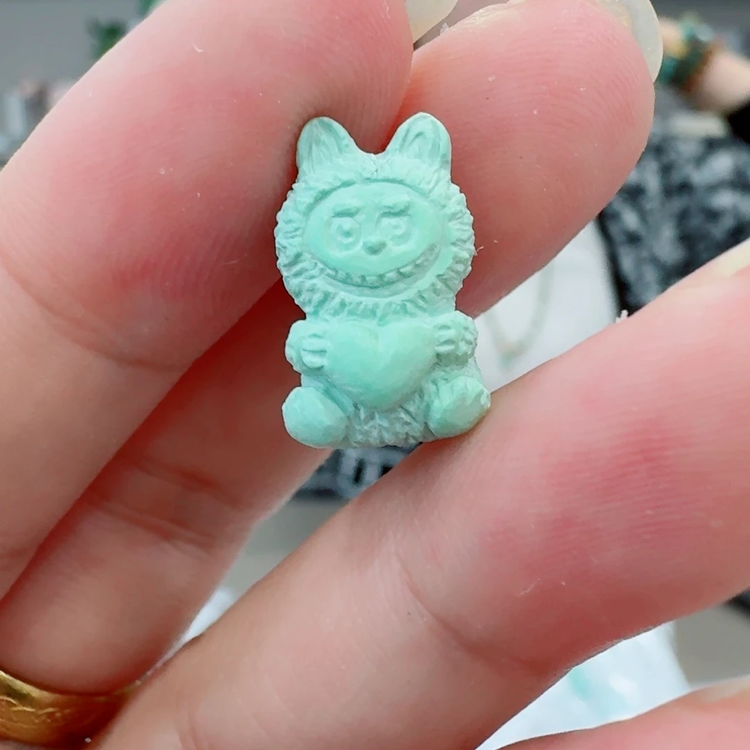 未镶嵌绿松石珠宝奇石