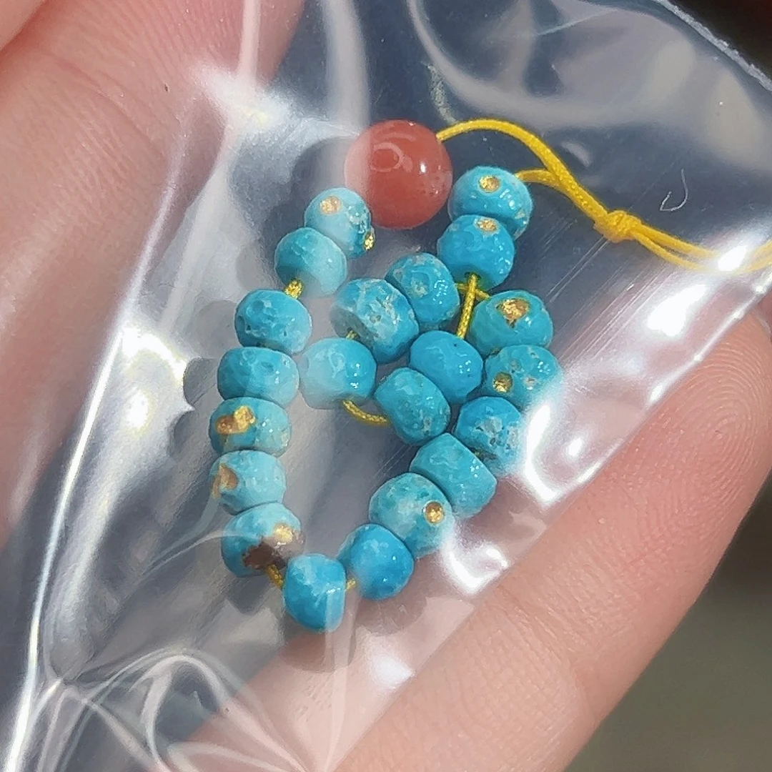 南红玛瑙未镶嵌珠宝奇石