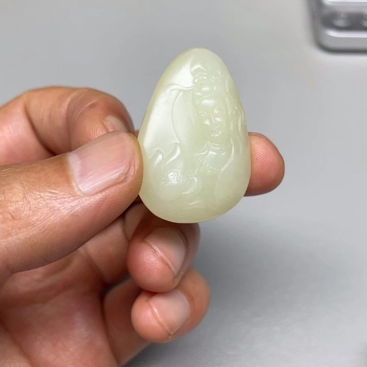 和田玉未镶嵌吊坠(不含链)牛
