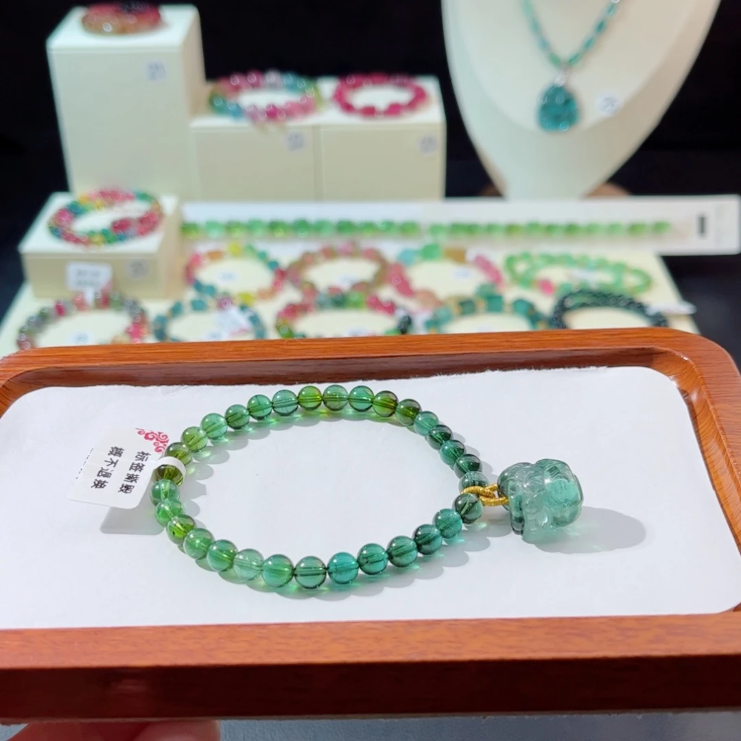 手串碧玺未镶嵌手串