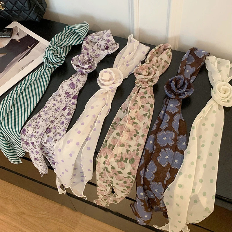 花朵长条丝巾女2025新款夏季氛围感百搭薄款系脖领巾轻奢飘带