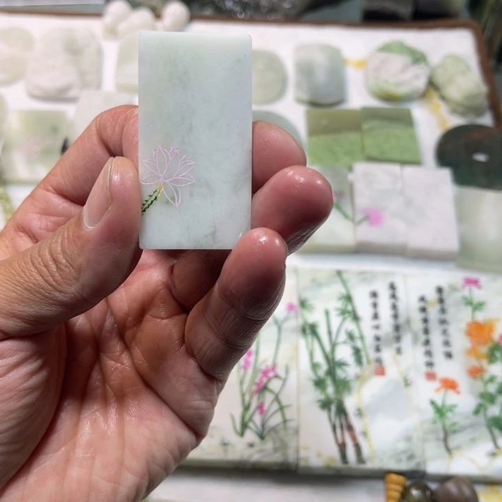 未镶嵌独山玉颈饰