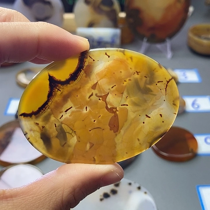 玛瑙/玉髓未镶嵌珠宝半成品59