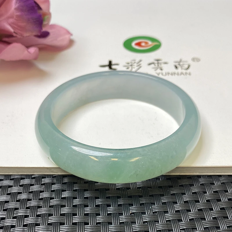 Colourful Yunnan/七彩云南冰种飘花翡翠手镯