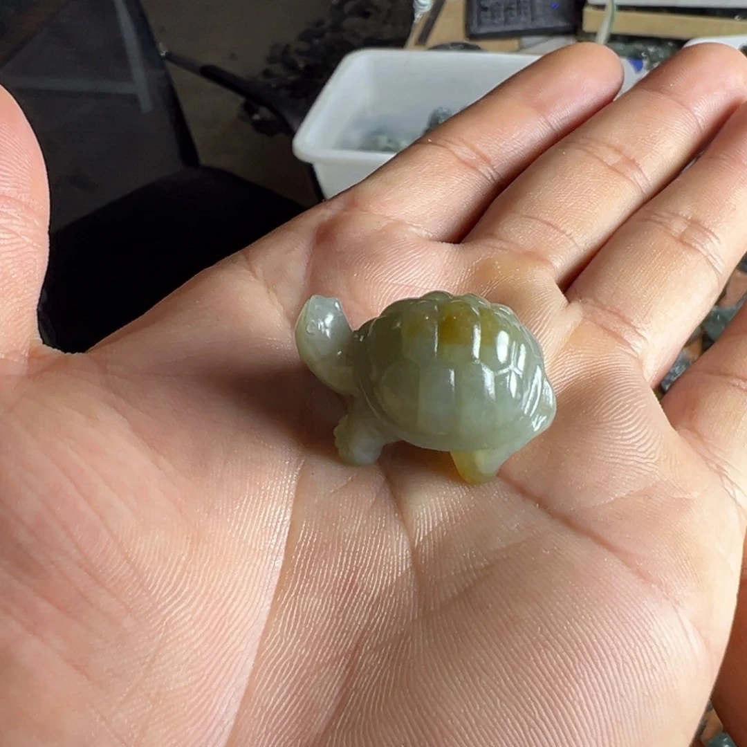 爱***）颈饰未镶嵌和田玉