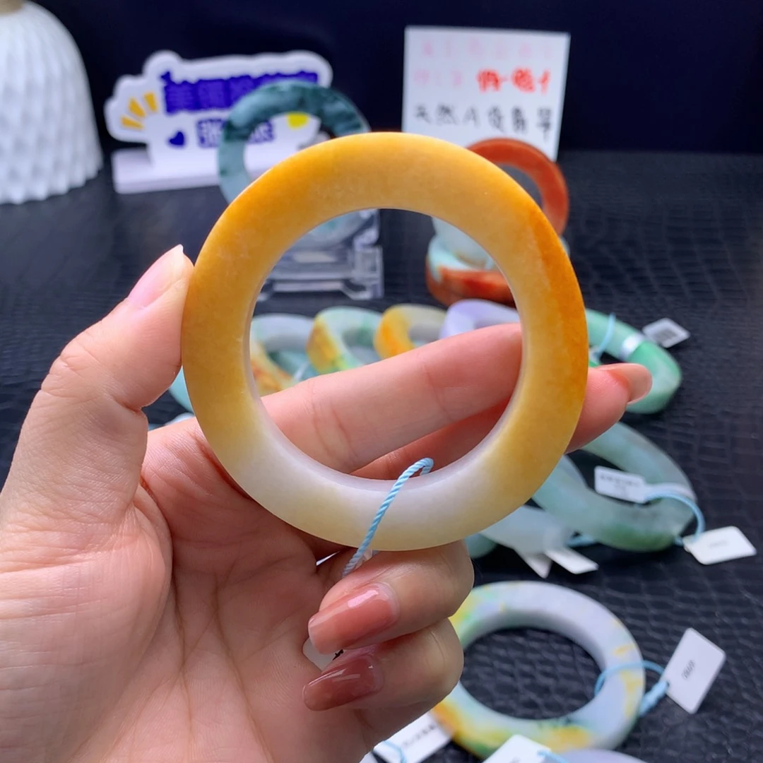 定制翡翠手镯未镶嵌