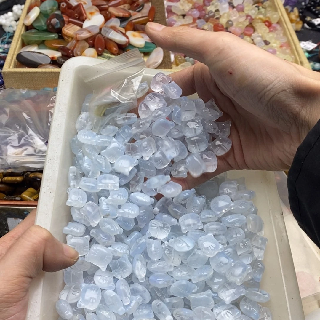 玛瑙/玉髓未镶嵌珠宝半成品打包一筐琉璃猫猫头A106