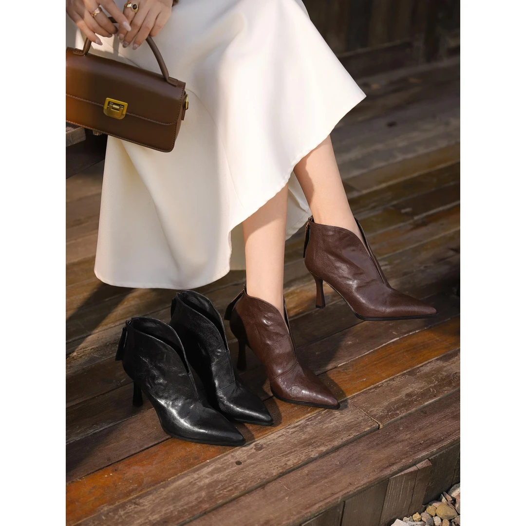 v口尖头短靴高跟马丁靴女细跟真皮小裸靴2025新款深口高跟鞋秋冬