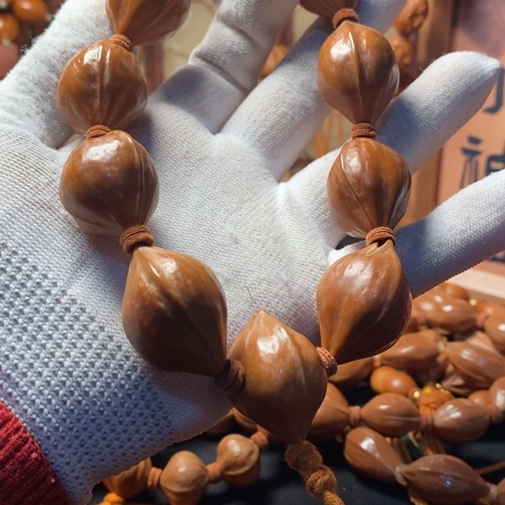 橄榄核手串/手链2.2三花铁盒