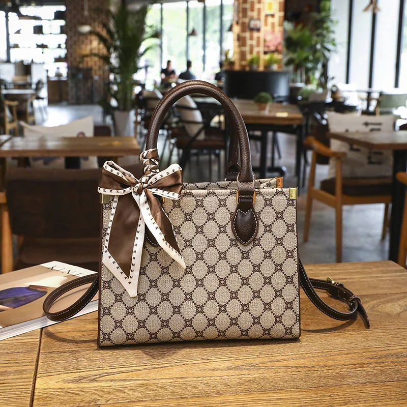 2025新款气质百搭时尚洋气印花韩版大气单肩包休闲轻奢欧美潮流