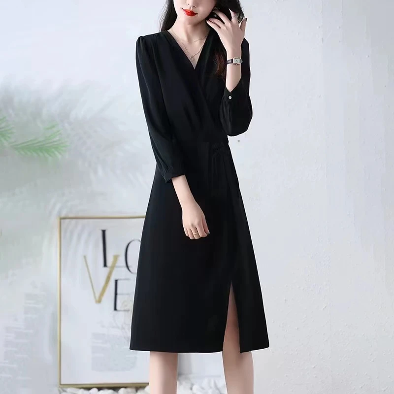 H3069显瘦气质长袖时尚黑色春季法式收腰连衣裙H4